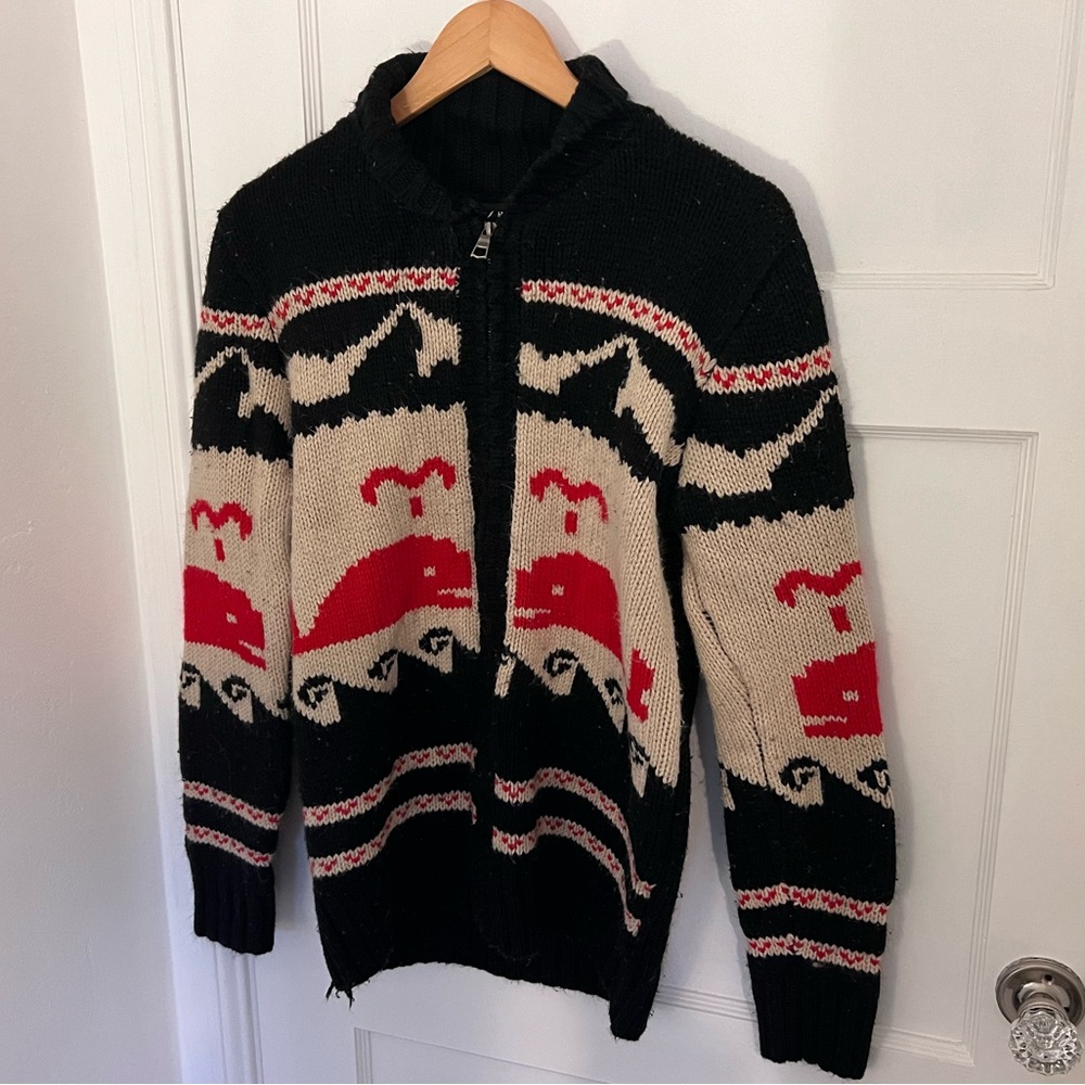 Whale print knit sweater